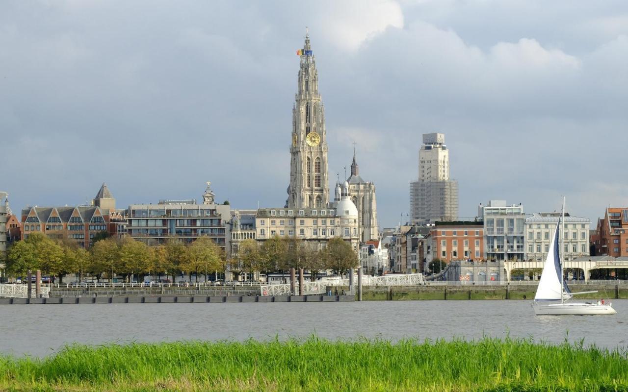 Balinese Cityflat Ac Antwerp Exterior photo